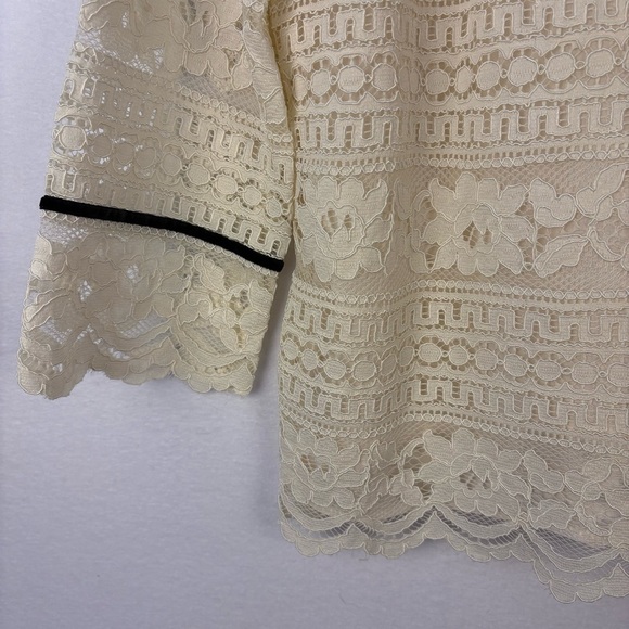 Talbots Cream Victorian Scallop Lace Blouse with Bow - Picture 5 of 8